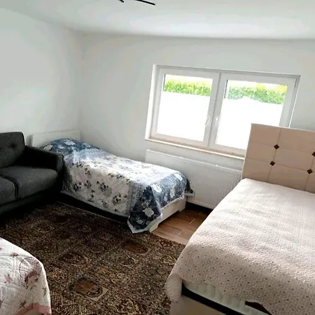 In Niddatal-bönstadt * Niddatal